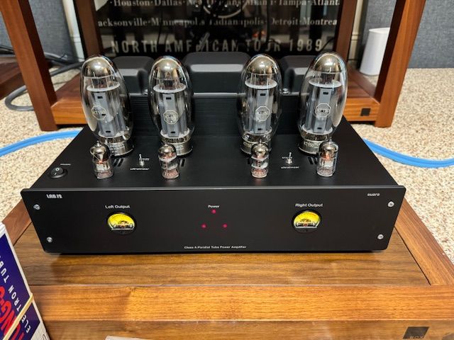 Lab12 Suara Power amp -- Very nice condition! 5