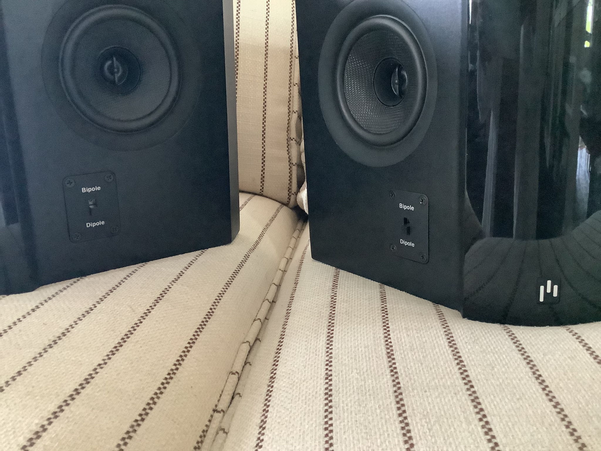 Aperion  Versus Surround Speakers-PRICE REDUCED! 3