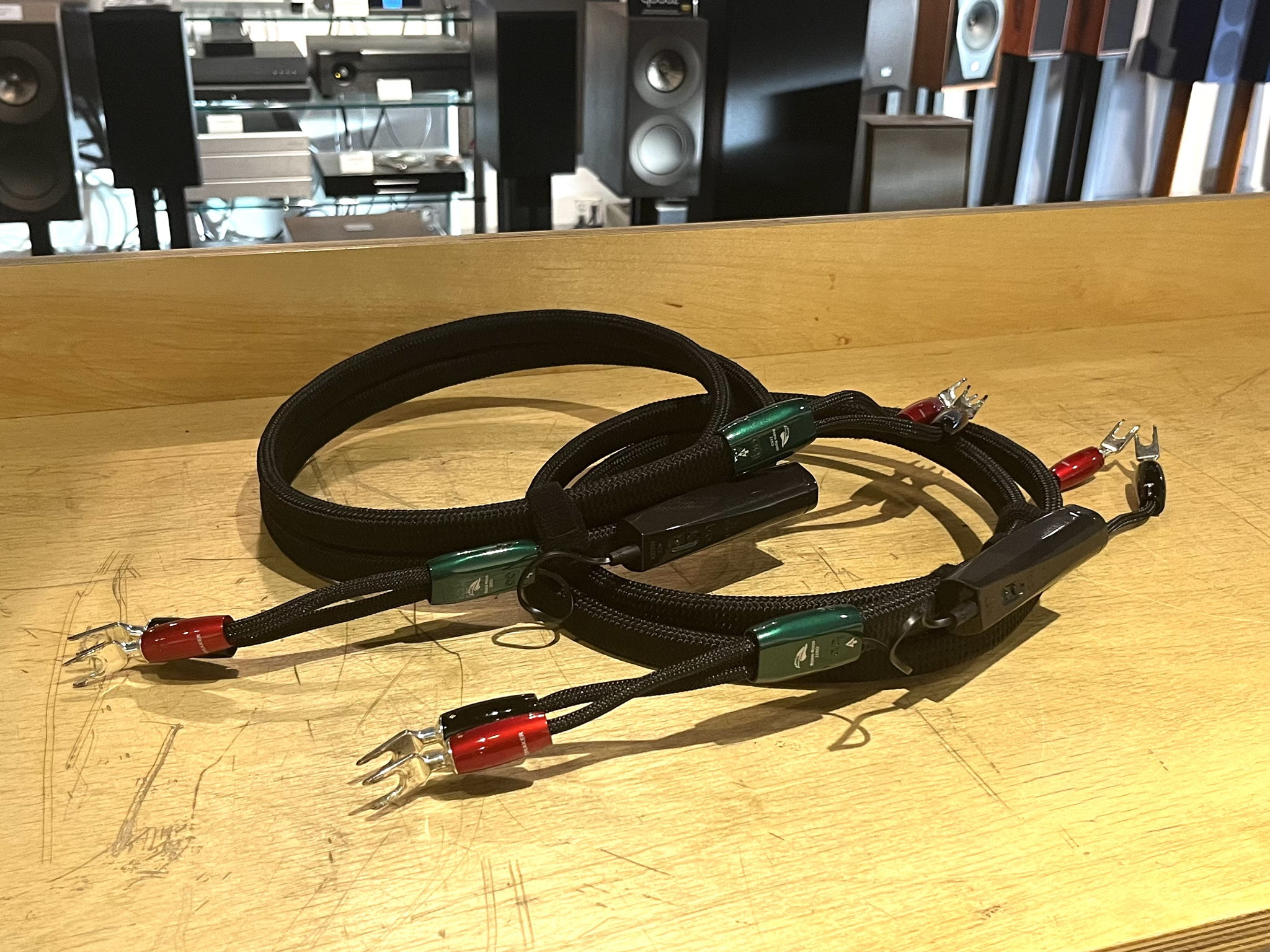 AudioQuest Robinhood Zero 6' Full-Range Speaker Cables ...