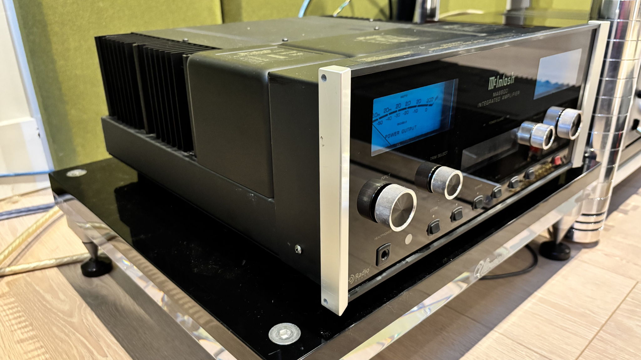 McIntosh MA6600 2-Channel Solid State Integrated Amplif... 2