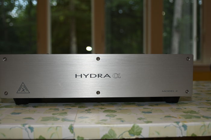 Shunyata Research Hydra 4 - Alpha model Original Owner