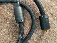 Swiss Cables Reference power cord