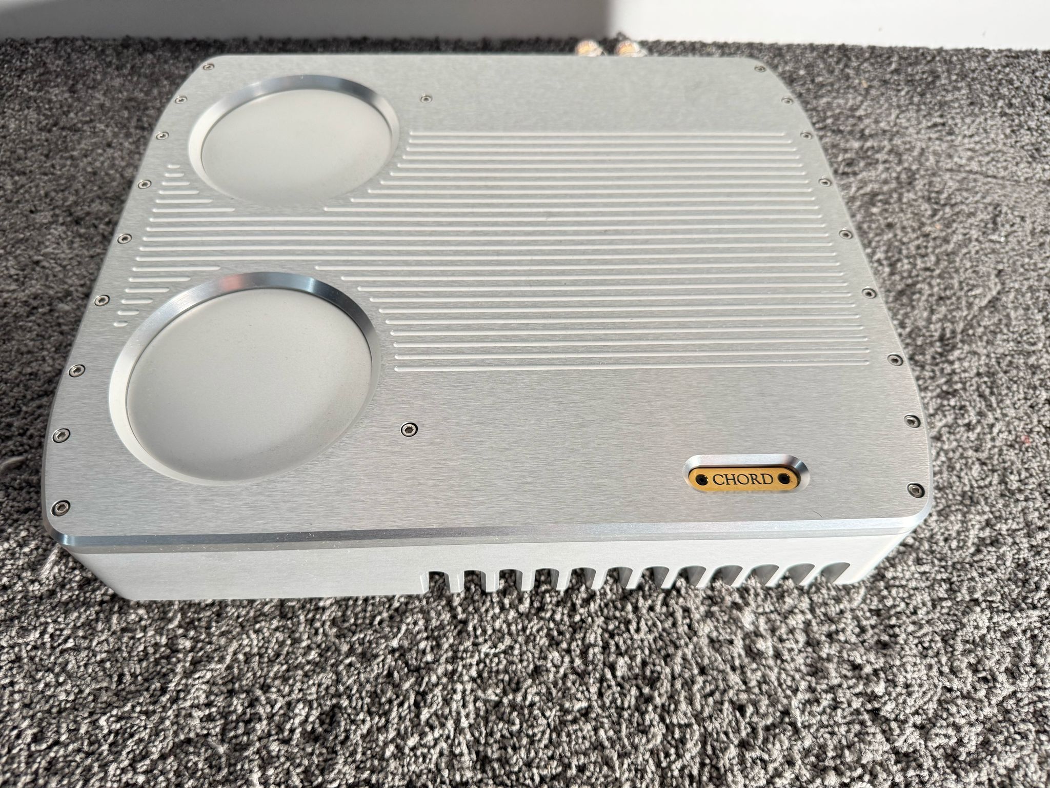 Chord Company Mezzo 140 power amplifier in silver 4