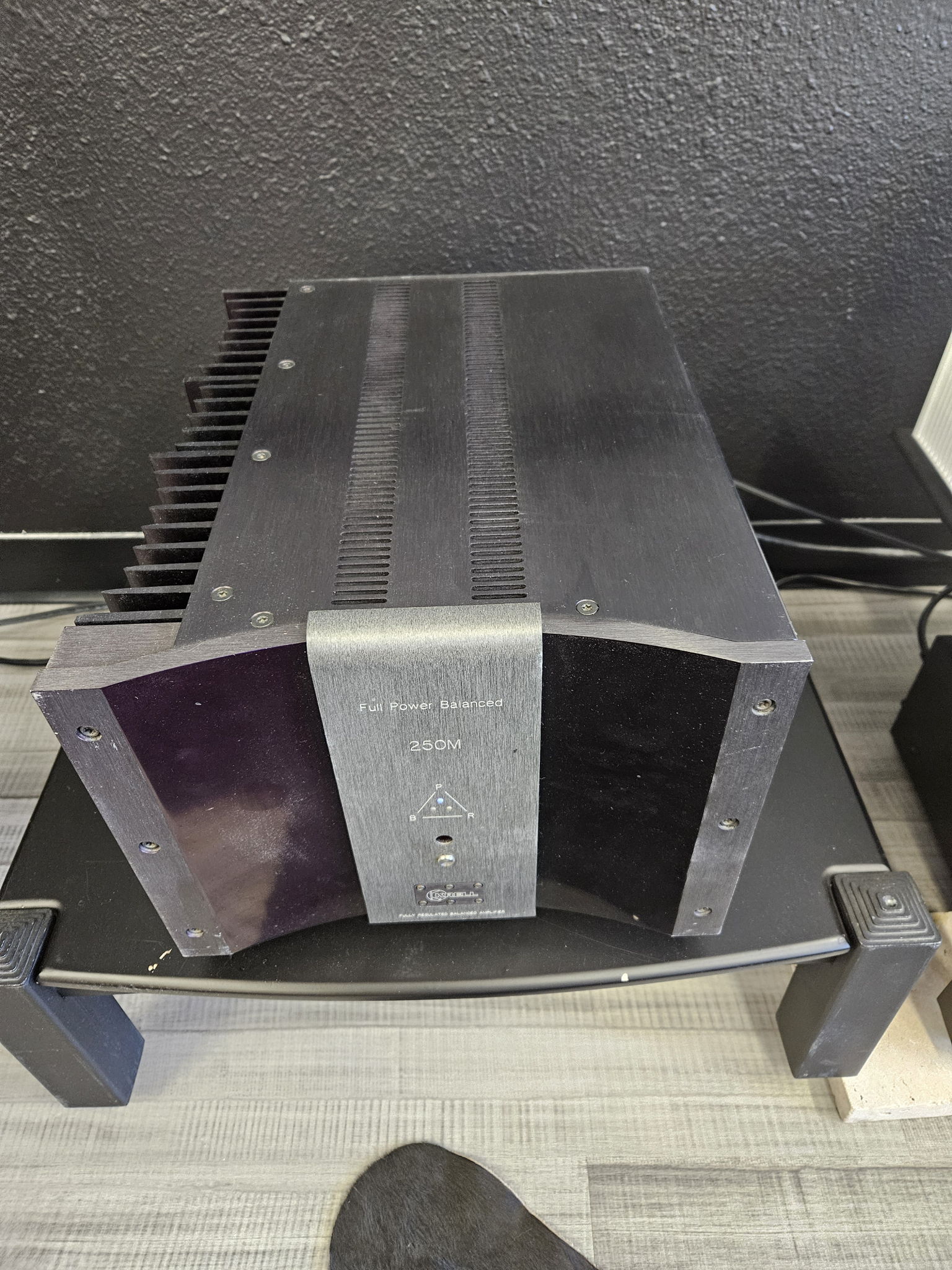 Krell FPB 250M 4