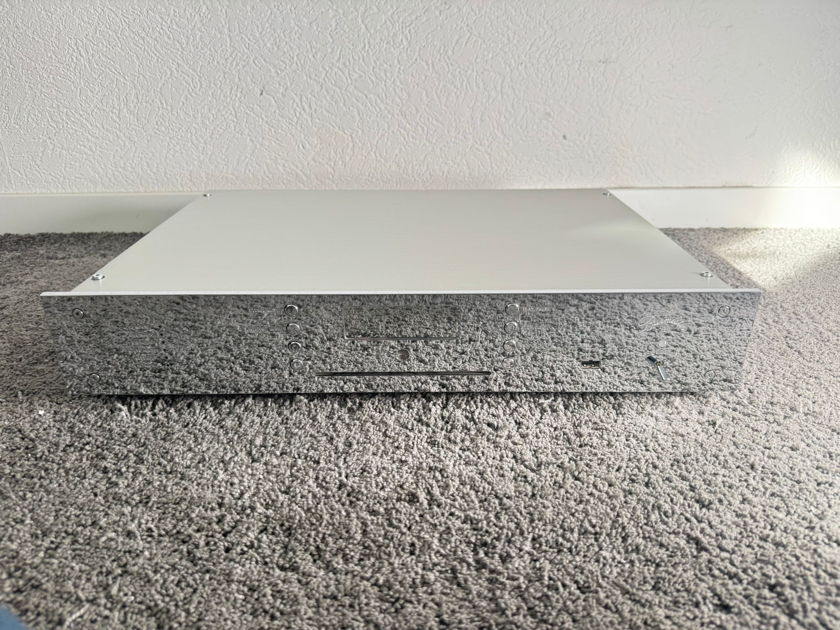 Burmester 151 musiccenter streamer + ripper