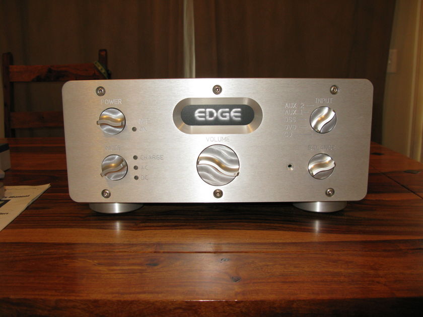 Edge Electronics Signature One Preamp A/C-D/C operation!