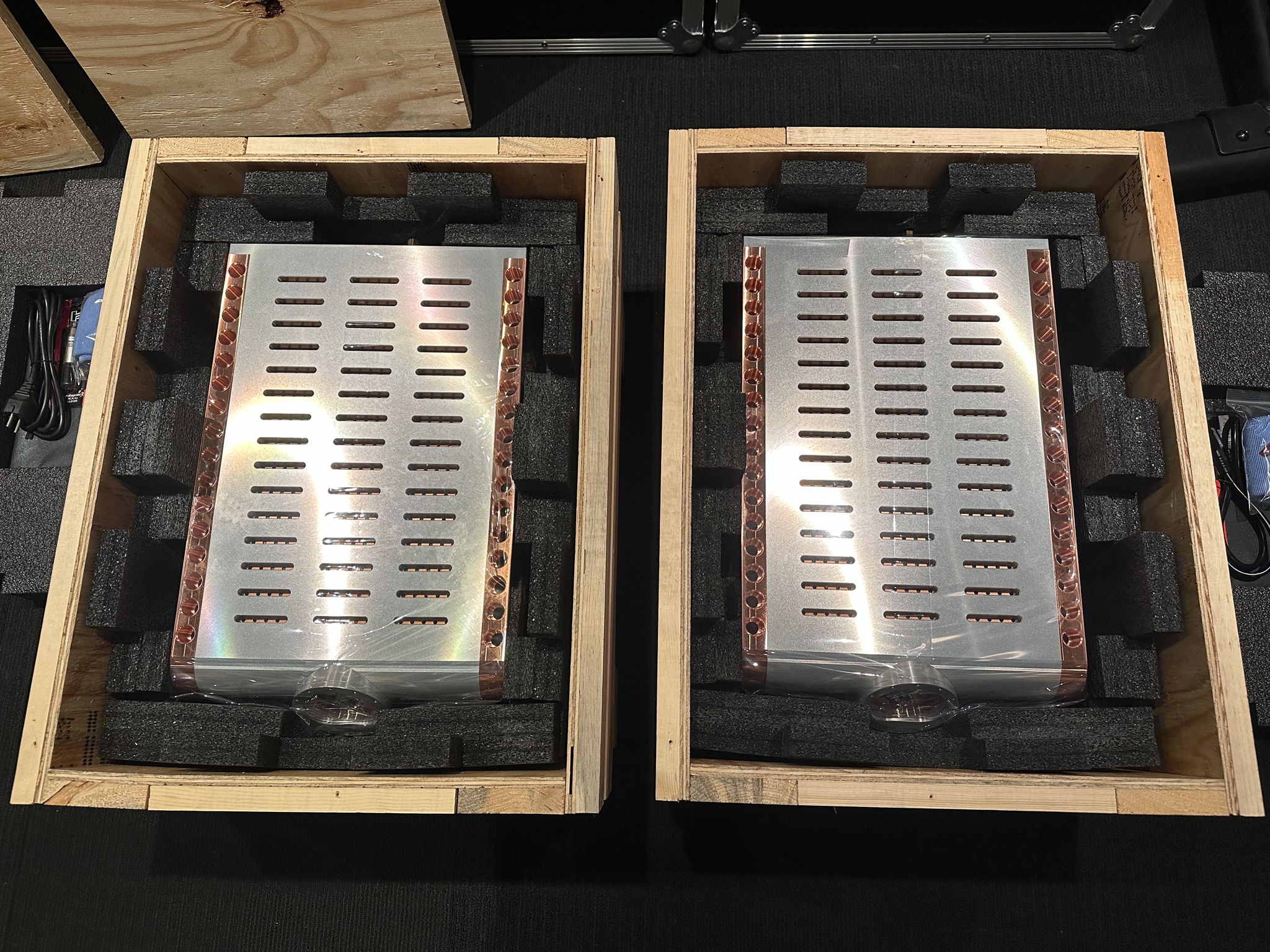 Dan D'Agostino Momentum 400 MxV monos 3