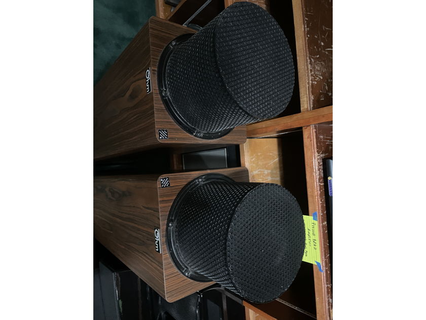 Ohm Acoustics Walsh Tall 2000 floor speakers in Oak veneer, good condition