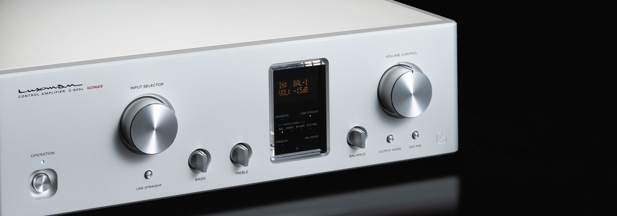 LUXMAN C-900u PREAMPLIFIER