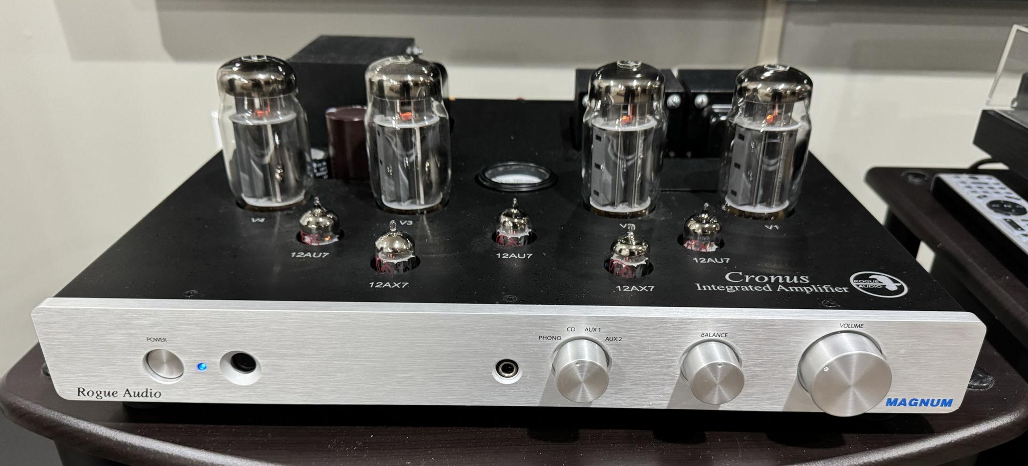 Rogue Audio Cronus Magnum Tube Integrated Amp w Remote.... 3