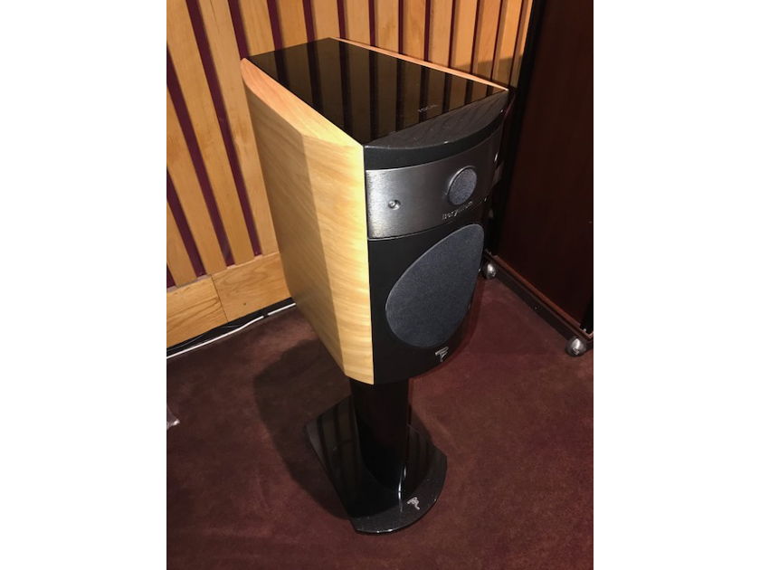 Focal 1008BE Stand Mounted Speaker