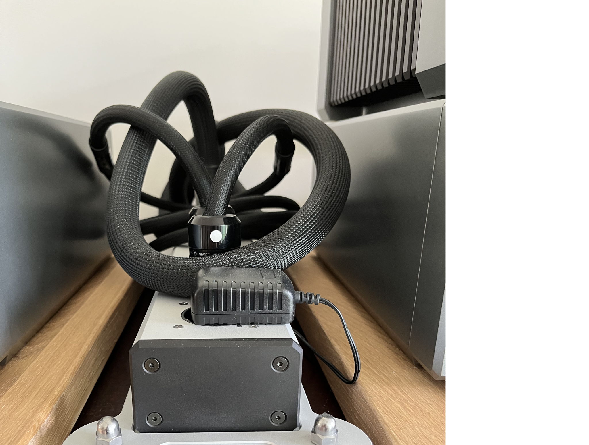 Shunyata power cable mess 