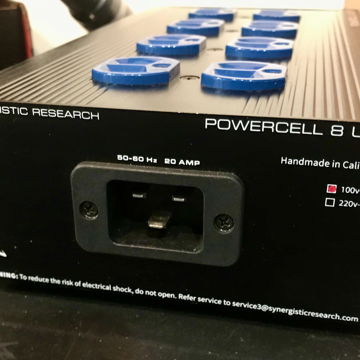 Synergistic Research PowerCell 8 UEF with Atmosphere Eu...