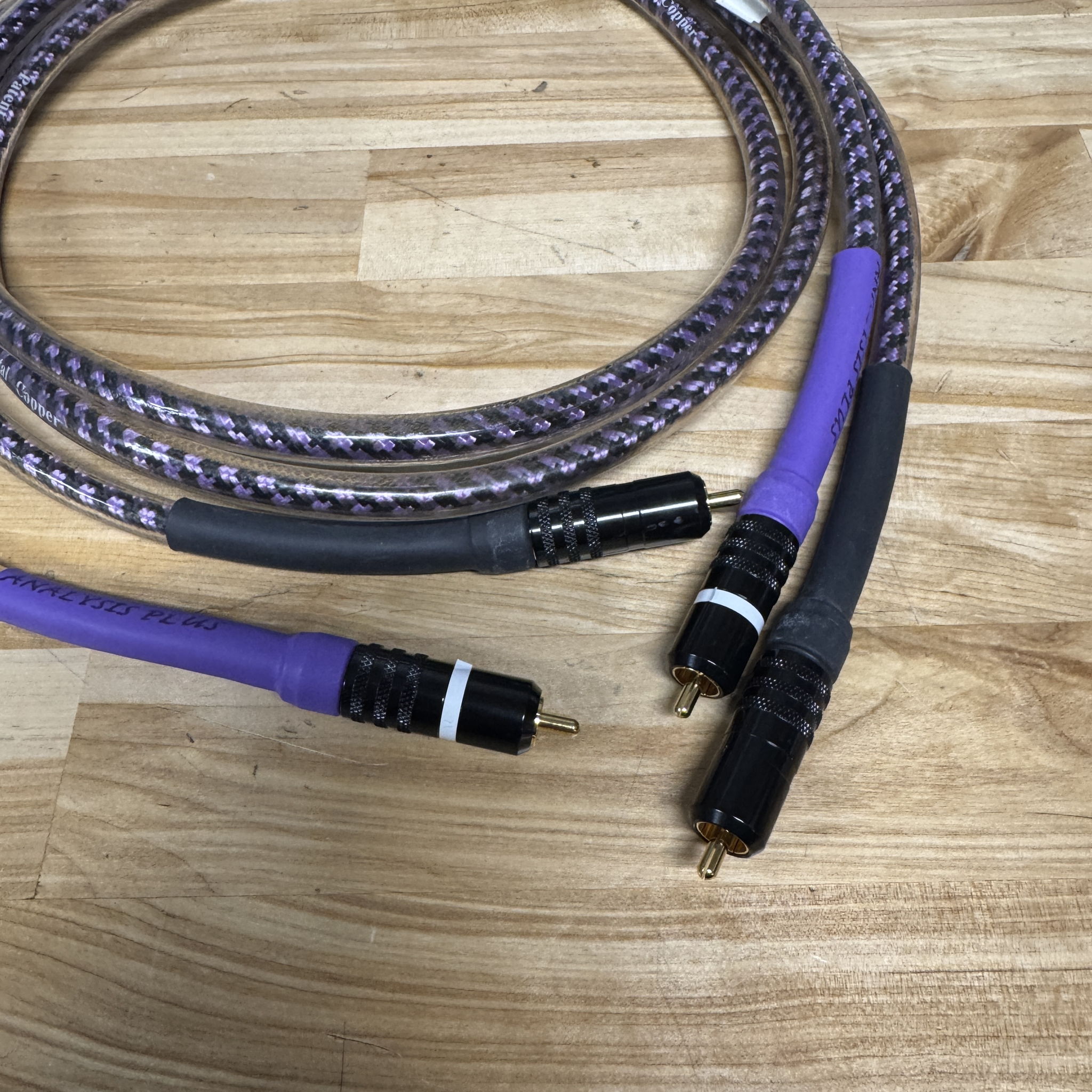 Analysis Plus Solo Crystal RCA Interconnects – 1.5 Mete... 2