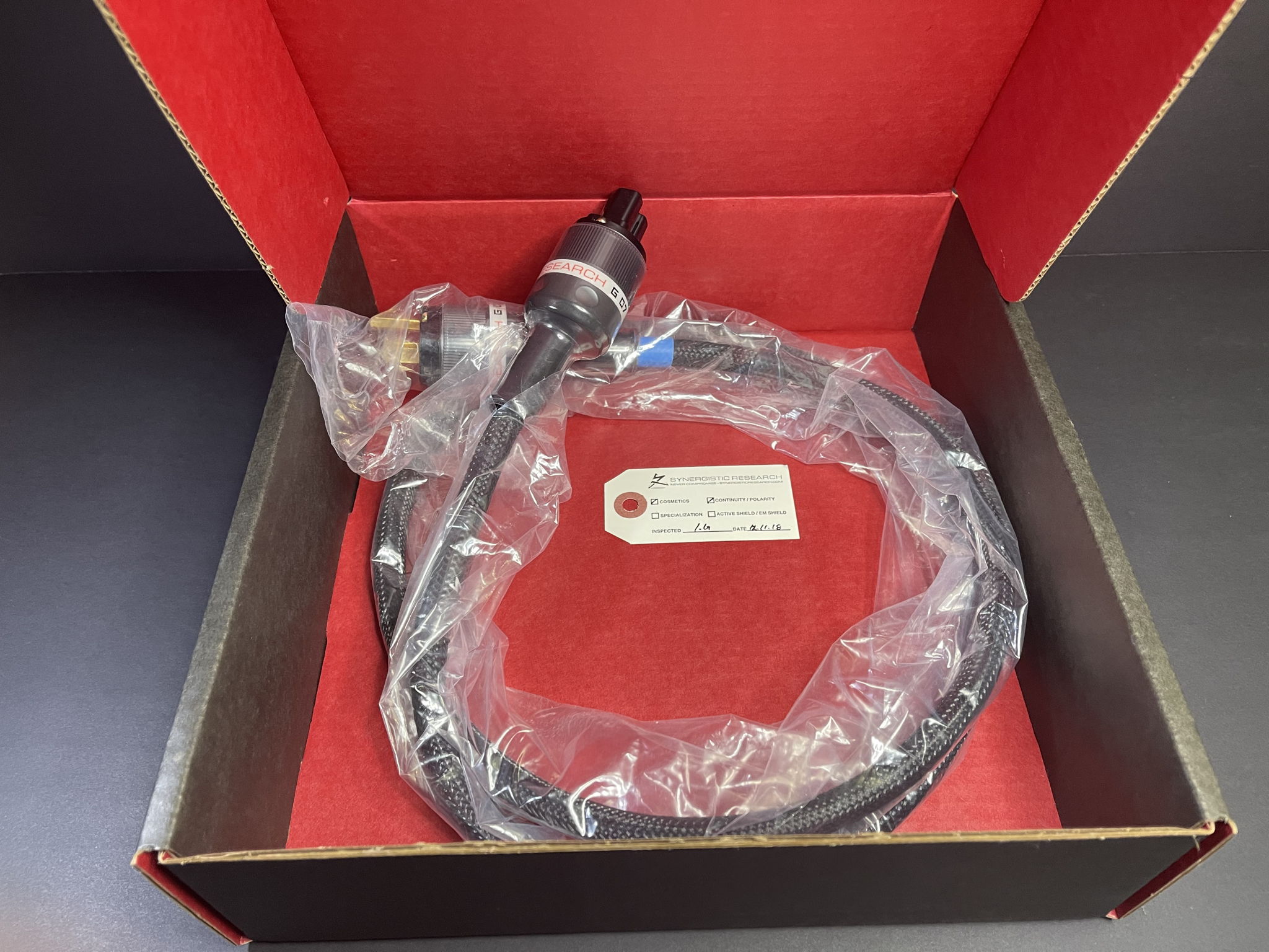 Synergistic Research UEF Blue Power Cable 1.5m 2