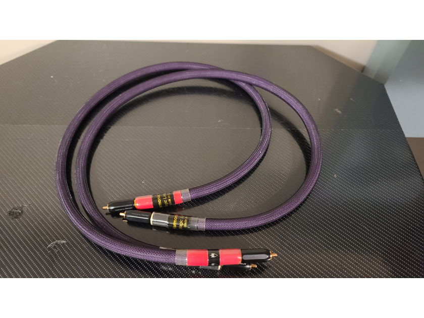 Harmonic Technology MagicLink Interconnect Cable. 1 Meter. RCA