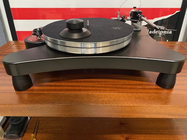 VPI Industries Prime Scout -- Nice one owner table!