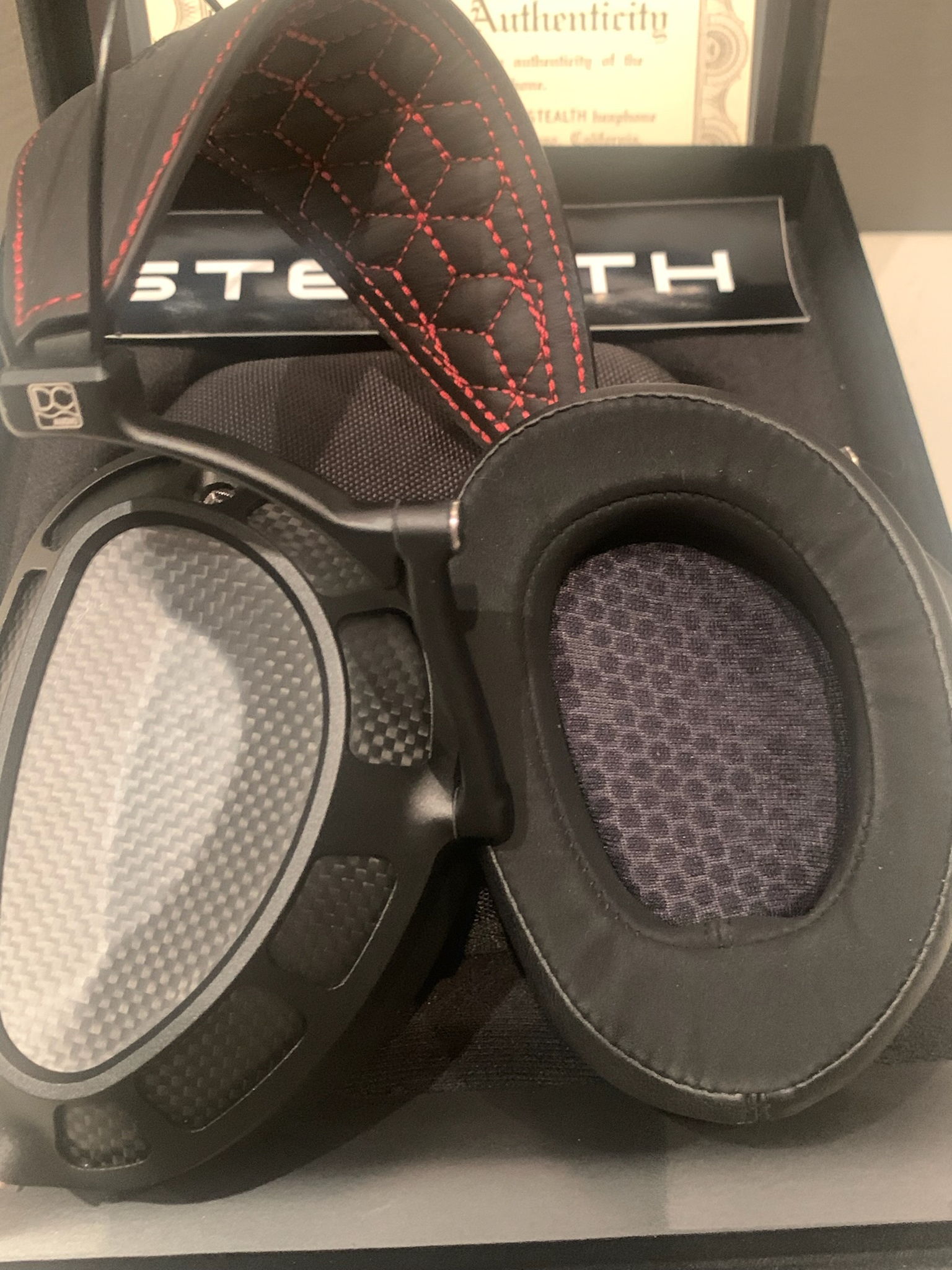 DAN CLARK AUDIO STEALTH HEADPHONES! 9