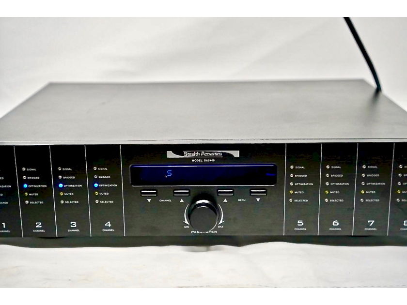 Stealth Acoustics  8-Channel Integrated Amplifier Flawless Condition 10/10 Shape!!