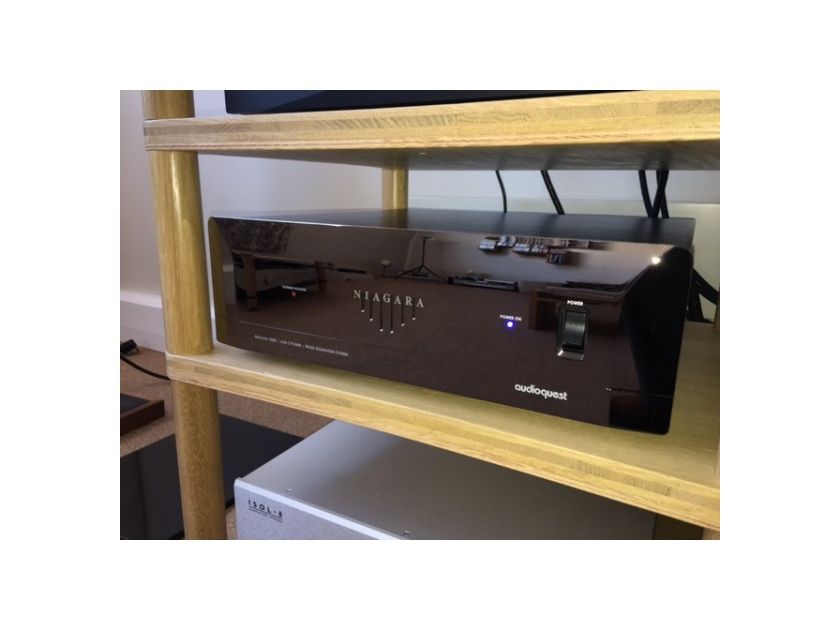 AudioQuest Niagara 5000 in IMMACULATE Condition - absolutely FLAWLESS