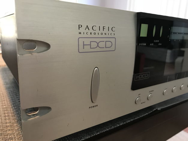 Pacific Microsonics Model One HDCD Processor