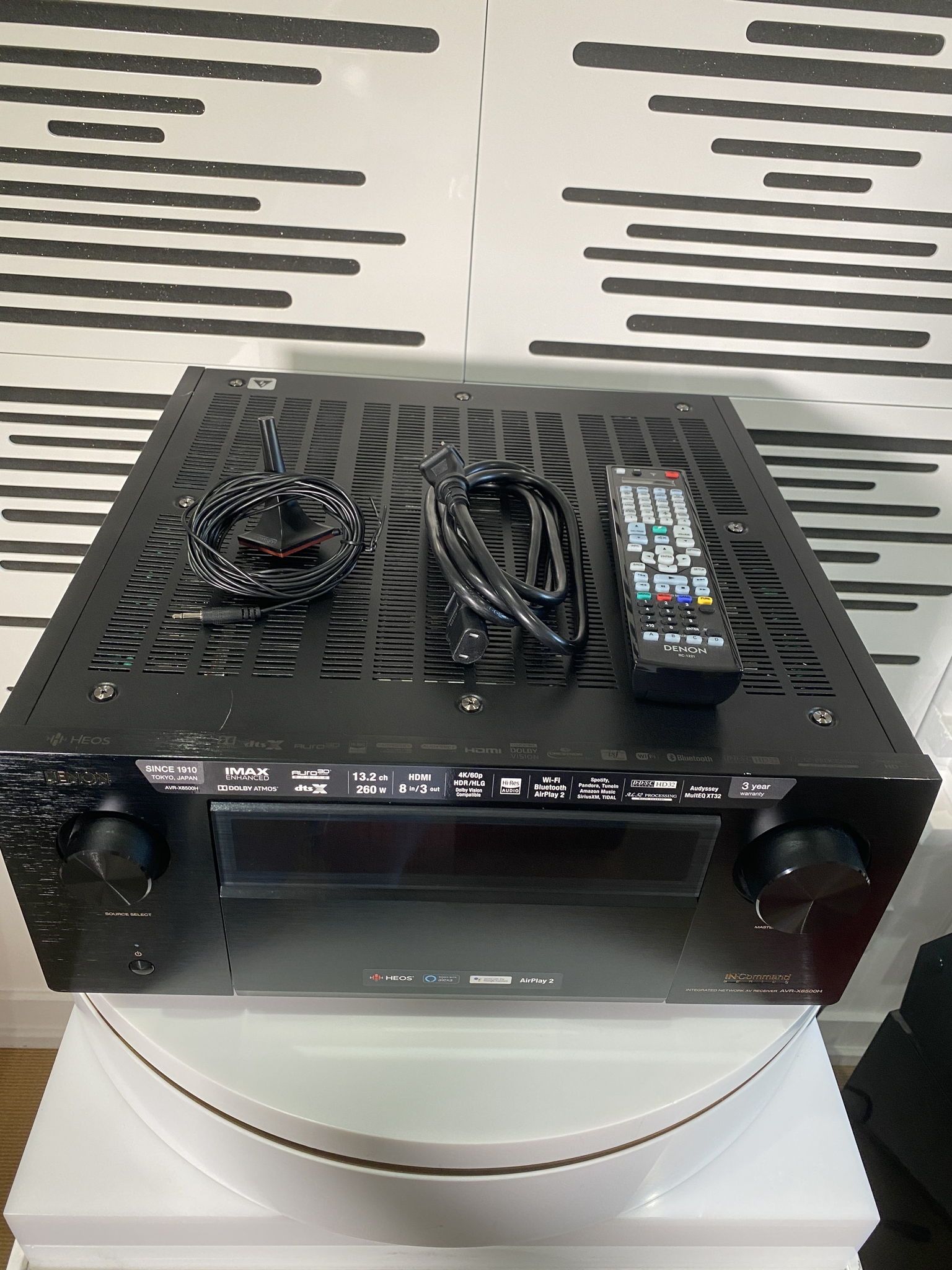 DENON AVR-X8500H AV RECEIVER 2