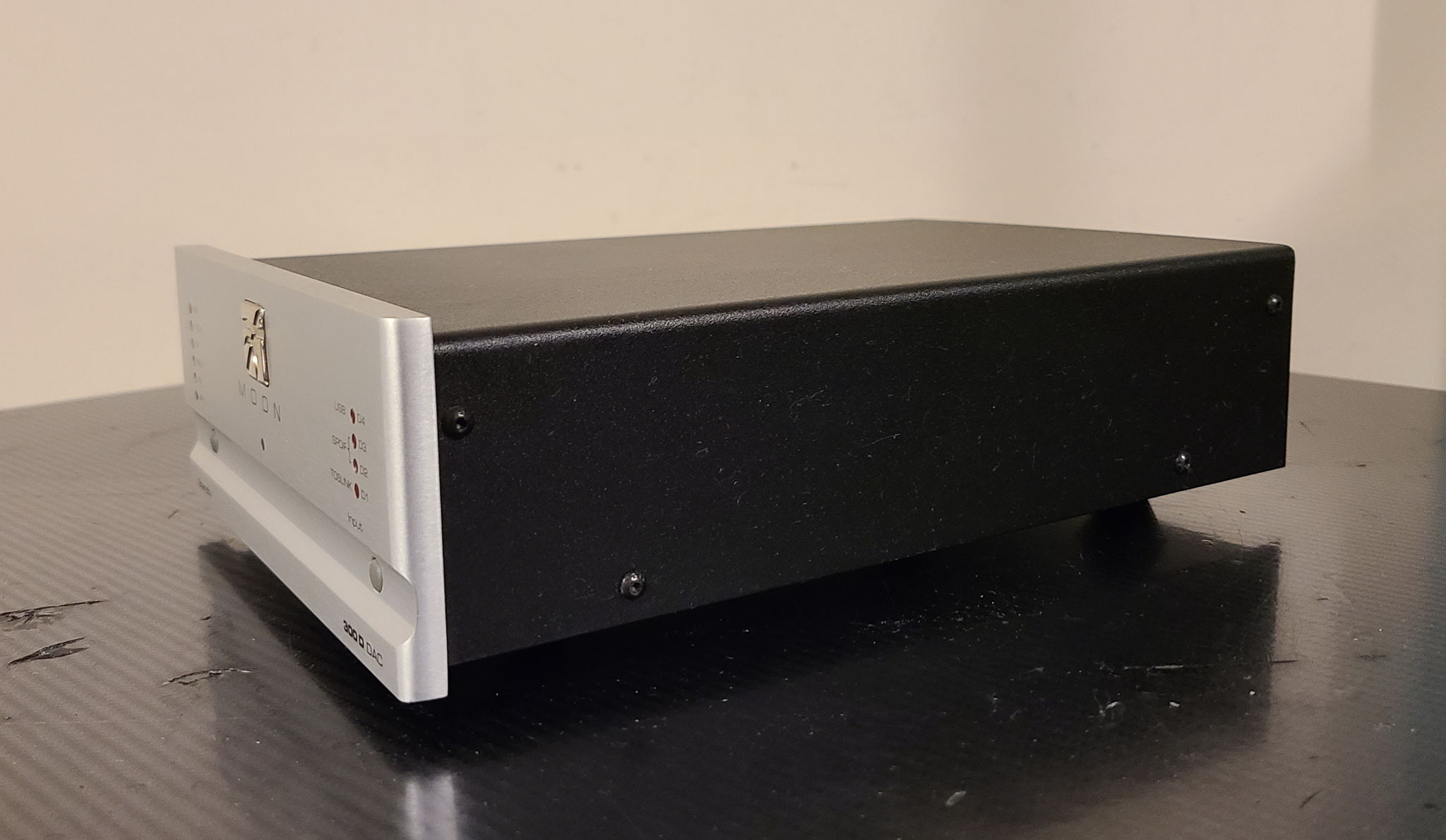 Simaudio Moon 300D DAC 3