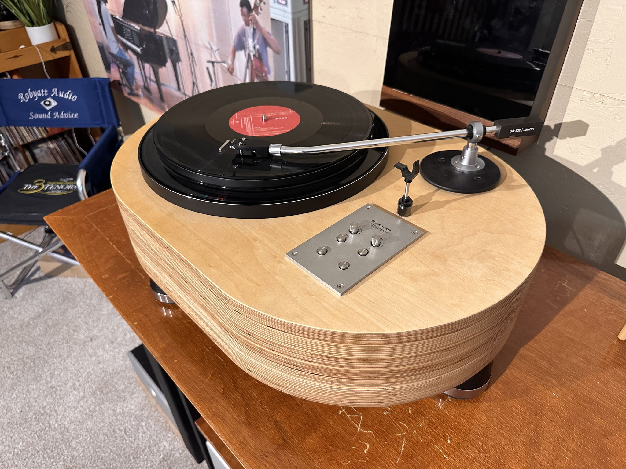 Pioneer PL1800 Direct Drive/Denon DA 302 12” Broadcast ... 4