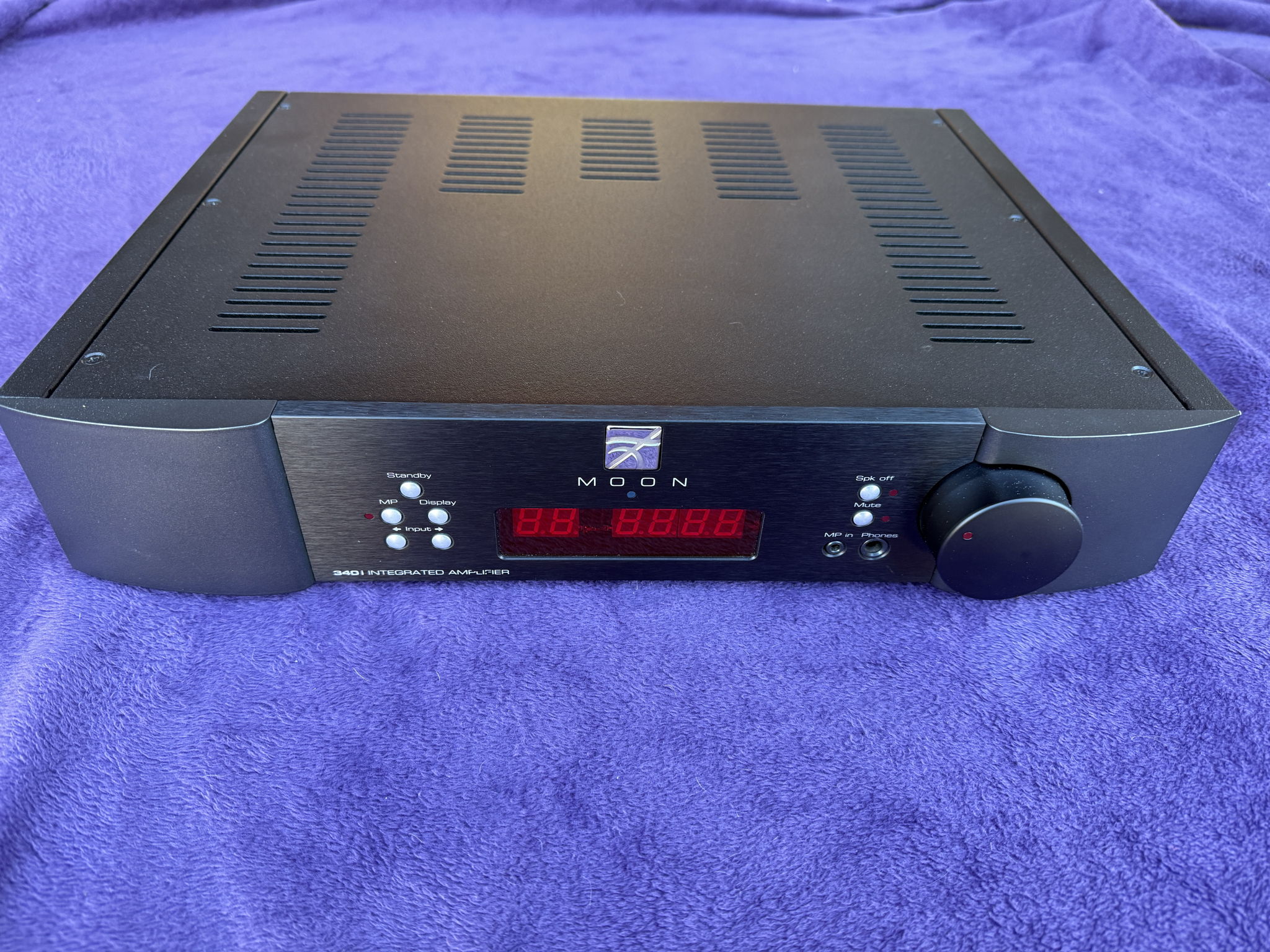 Simaudio moon Neo 340i Integrated Amplifier 3