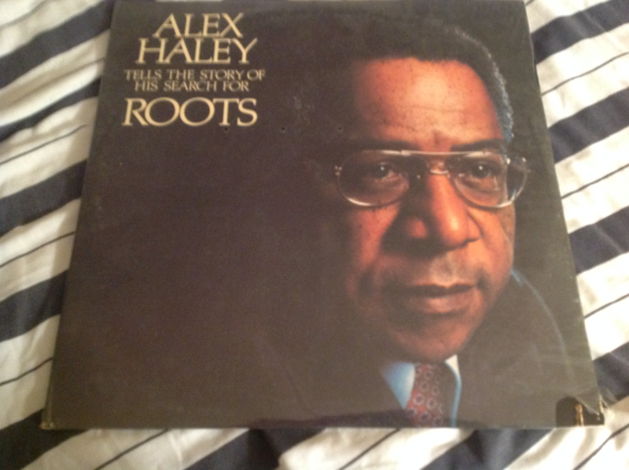 Alex Haley Tells The  Story Of His Search For Roots Sea...