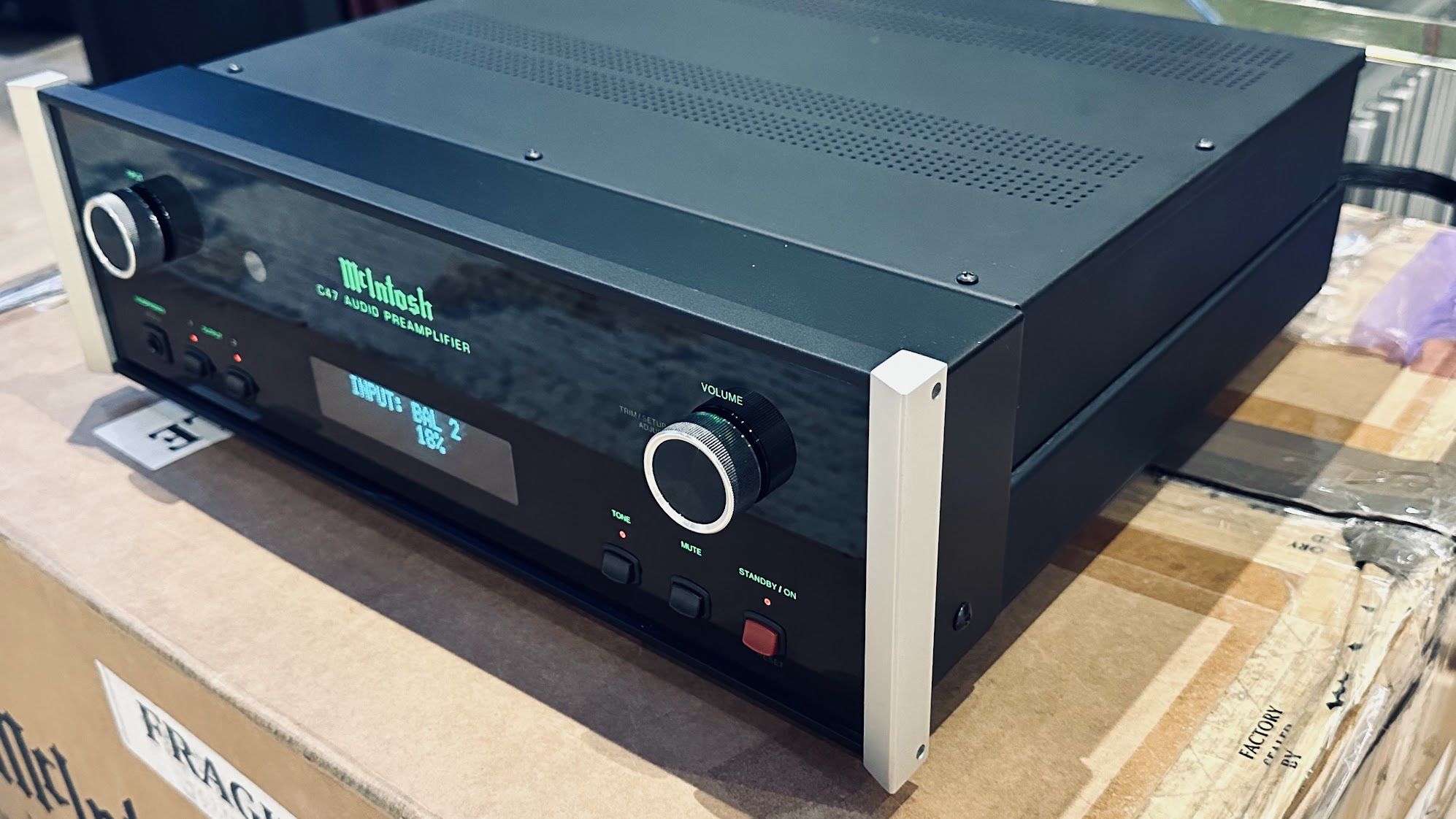 McIntosh C47 Preamplifier MINT 8