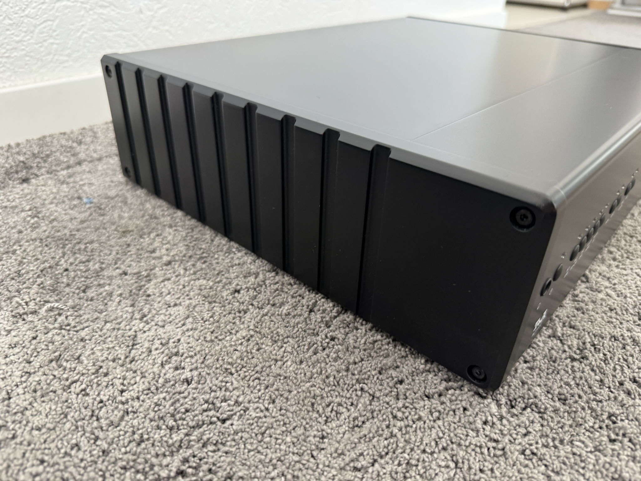 T+A Elektroakustik PA1100 E integrated amplifier in bla... 8