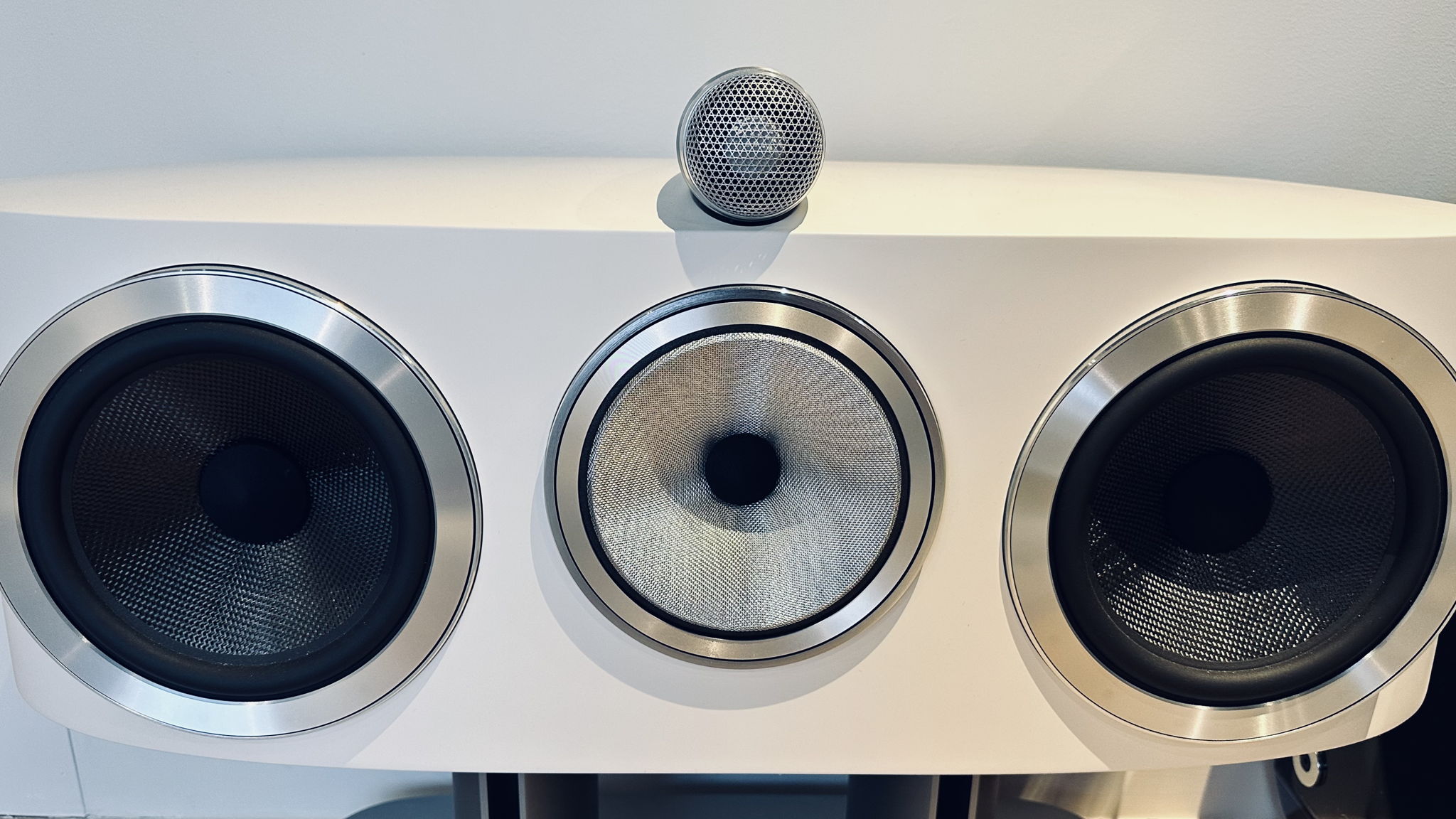 B&W Bowers & Wilkins HTM81 D4 Center Channel White Home... 2