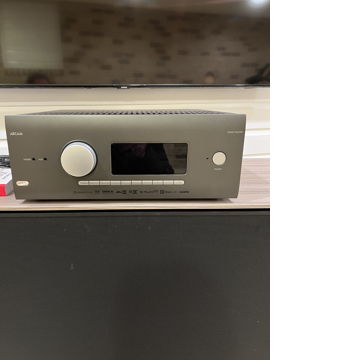 Arcam AVR10