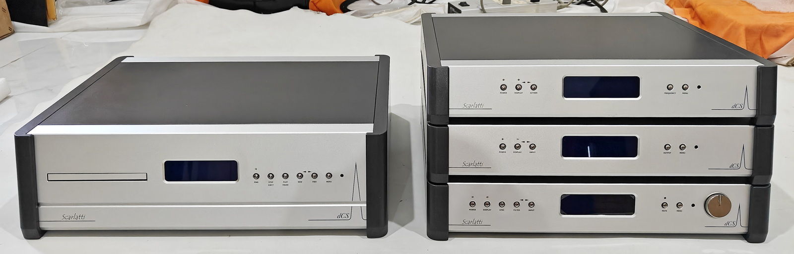 DCS Scarlatti SACD/CD Transport , DAC , Upsampler & Mas...