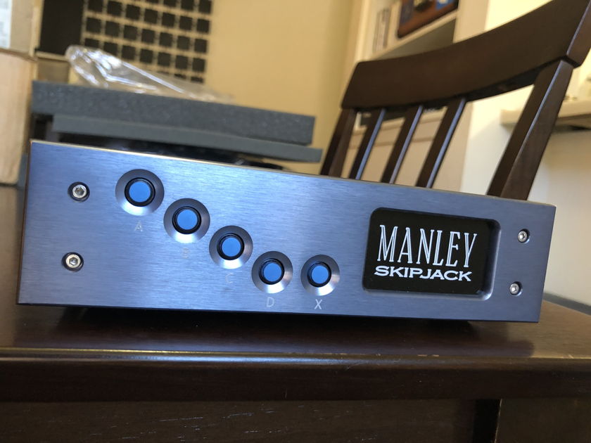 Manley Skipjack - Preamp Source Selector / RCA Switcher