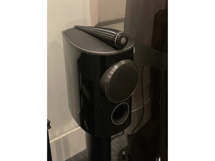 B&W (Bowers & Wilkins) 805 D4 -Gloss Black (Pair)  **Trade-in**