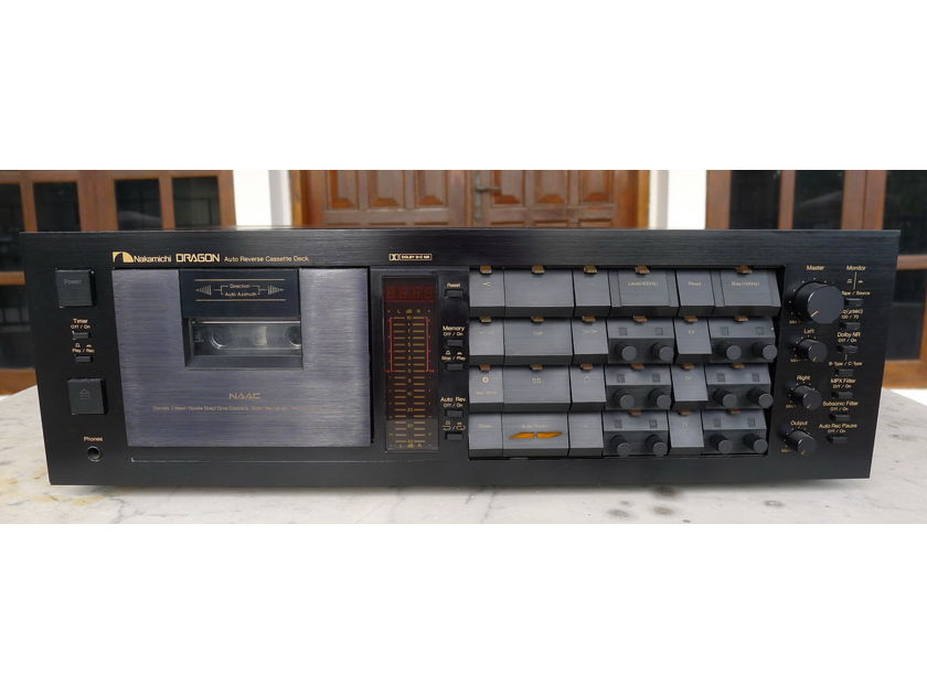 Nakamichi Dragon cassette deck . Voltage : 120 / 220 - 240 volts (user selectable) Free shipping worldwide !