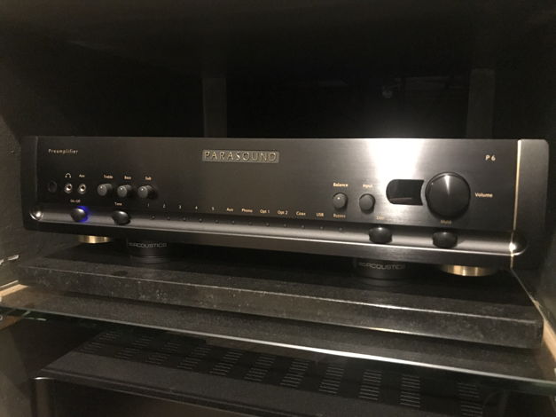 Parasound P6 Amazing Preamp in Black!!