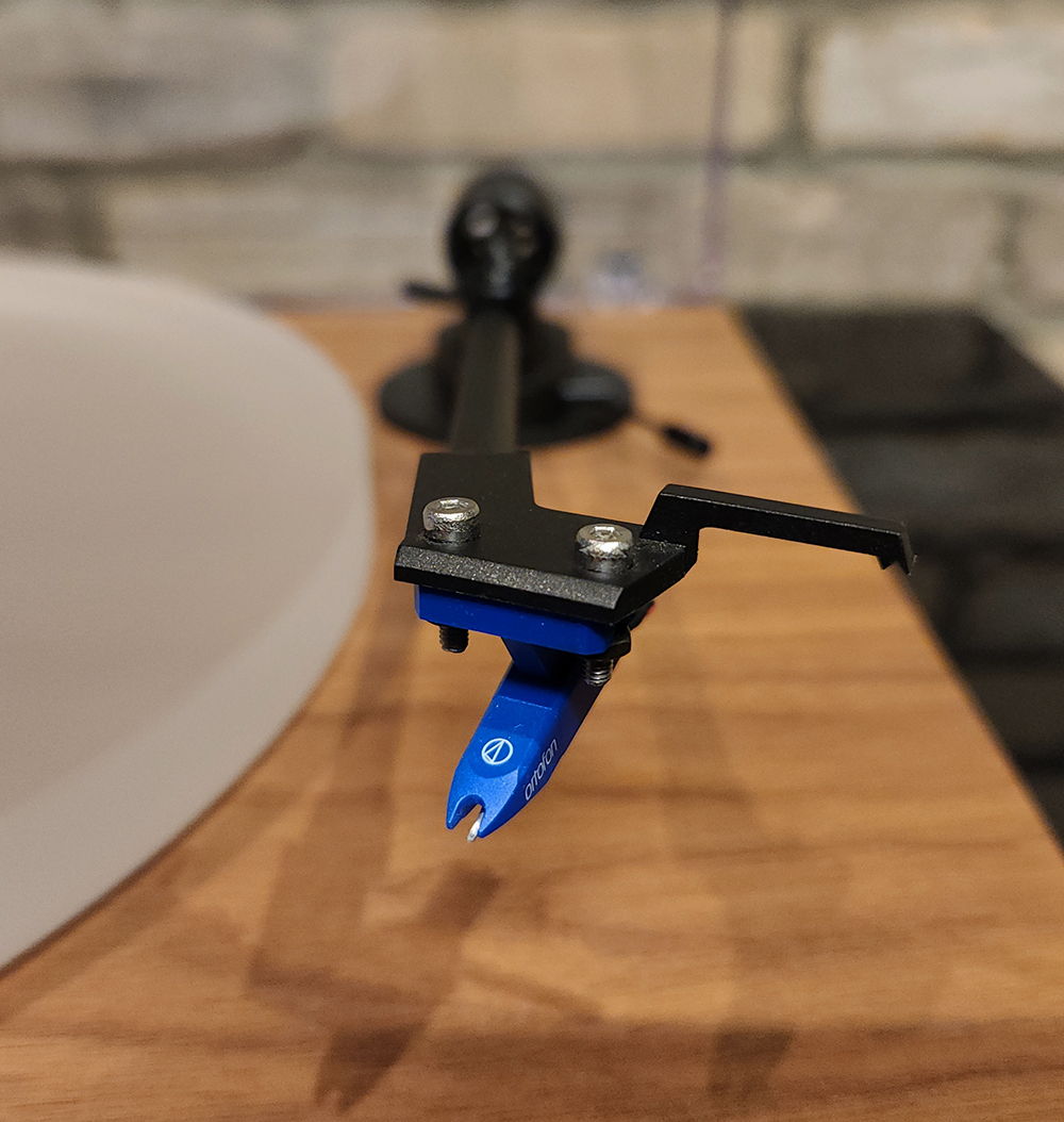 Pro-Ject Audio Systems Juke Box S2 in Walnut w/ Ortofon... 9