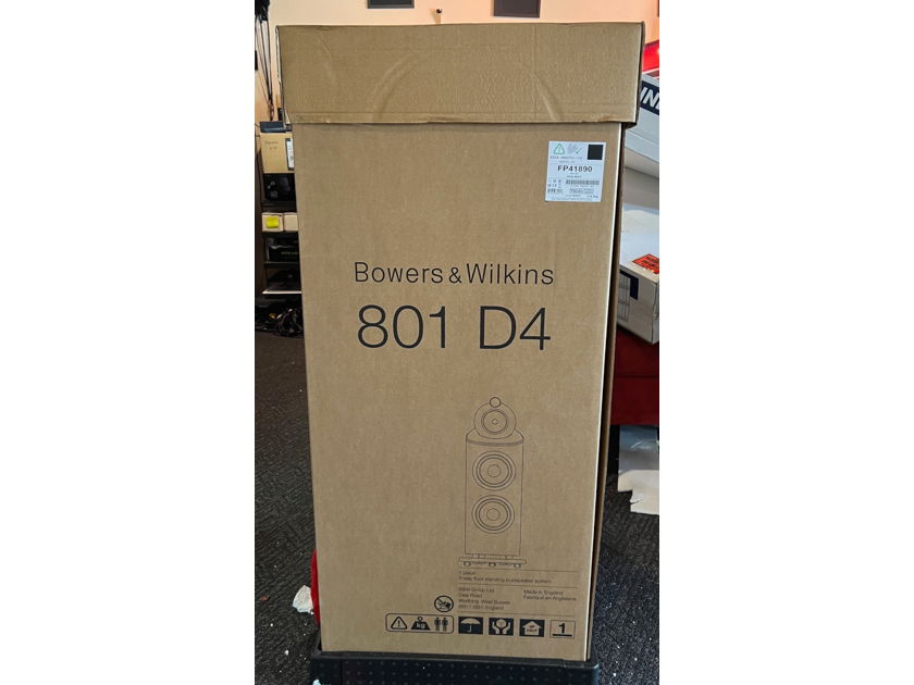 B&W (Bowers & Wilkins) 801-D4 Diamonds, BLACK, NEW in the Boxes & IN STOCK !