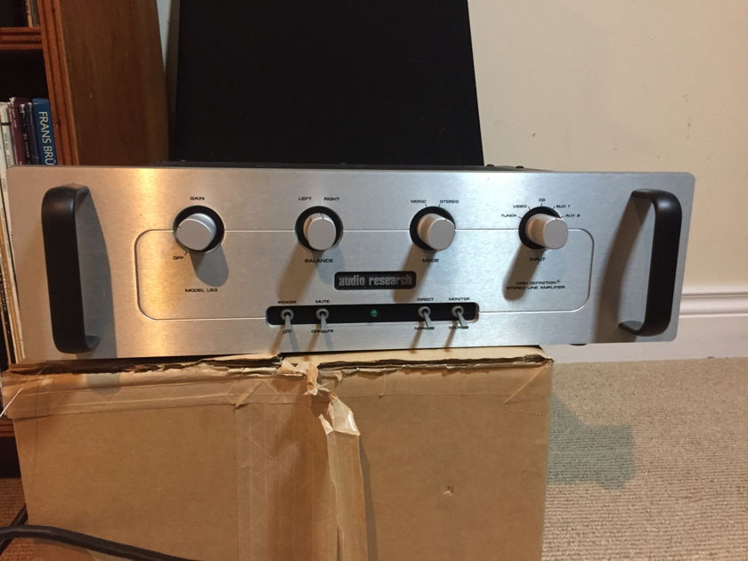 Audio Research LS3 - lowered to $600!