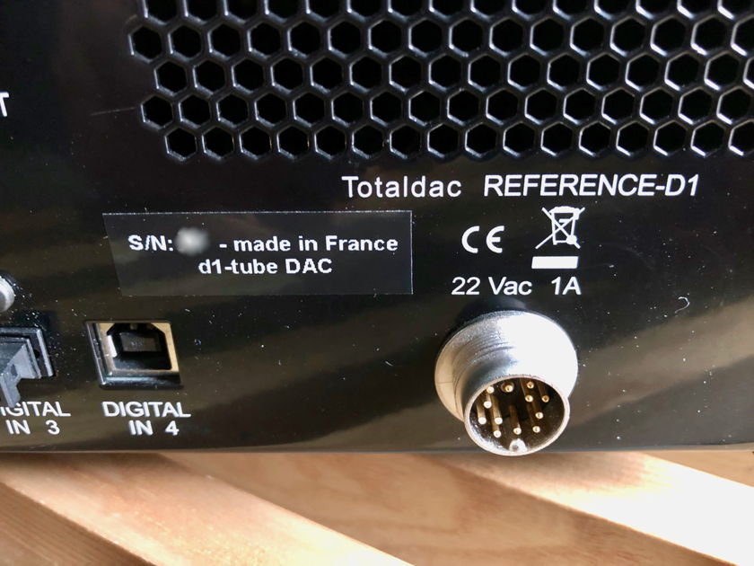 Totaldac d1-tube-mk1 DAC (REDUCED to sell)