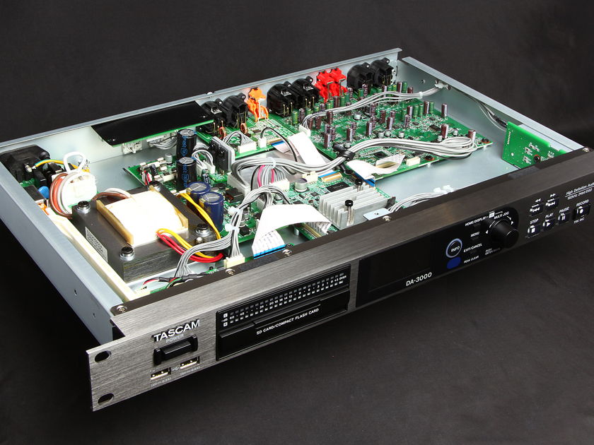 Tascam DA-3000 Stereo Master Recorder and ADDA Converter