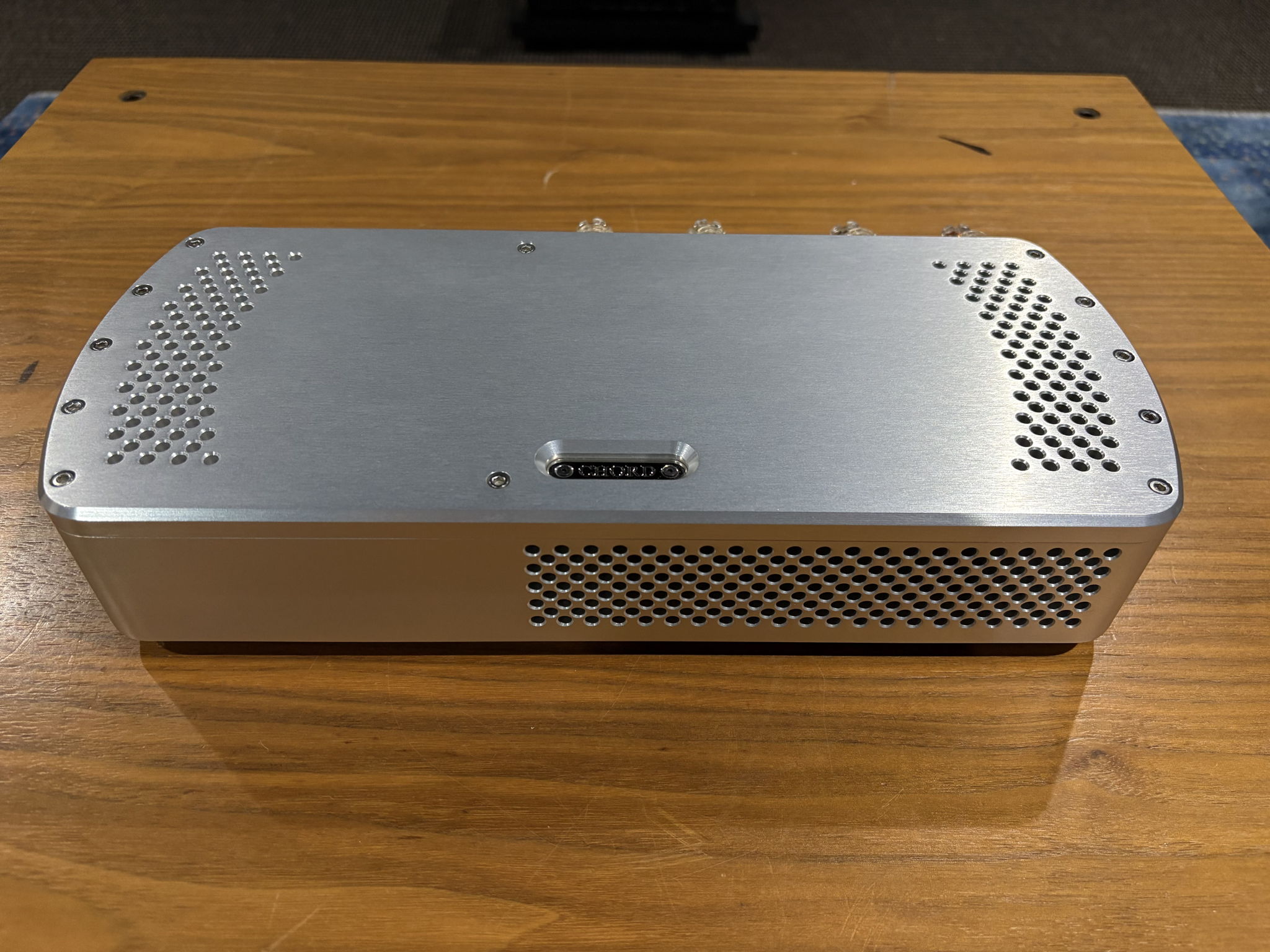 Chord Electronics Ltd. Etude Stereo Amplifier in Silver