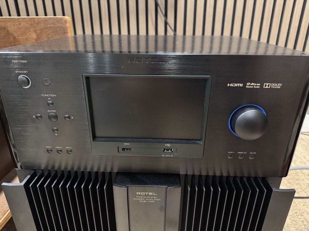 Rotel RSP-1582 2