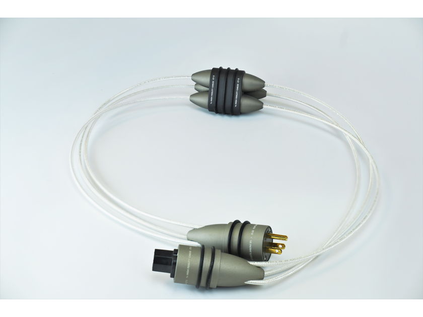 High Fidelity Cables CT-2 Power Cable 1M