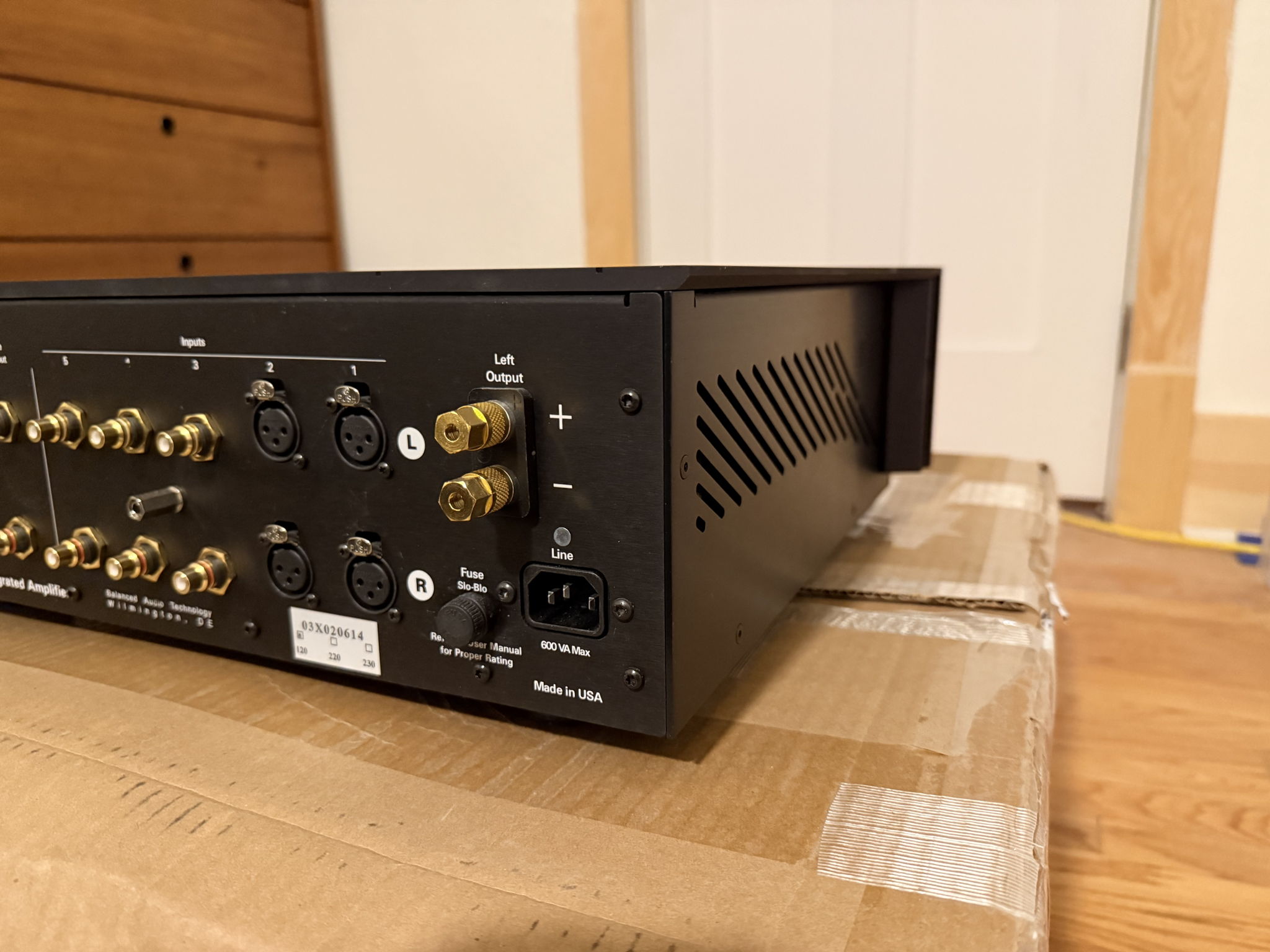 BAT VK-3500 Tube Hybrid Integrated Amp...New EH Gold Pi... 3