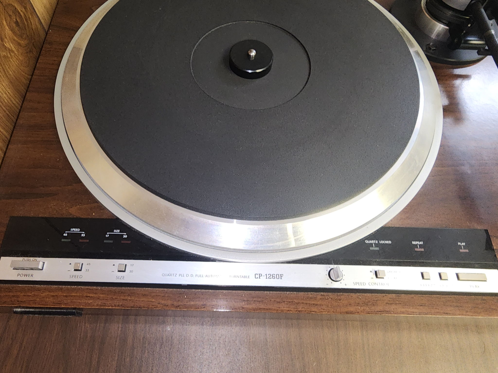 Onkyo Turntable CP 1260 2