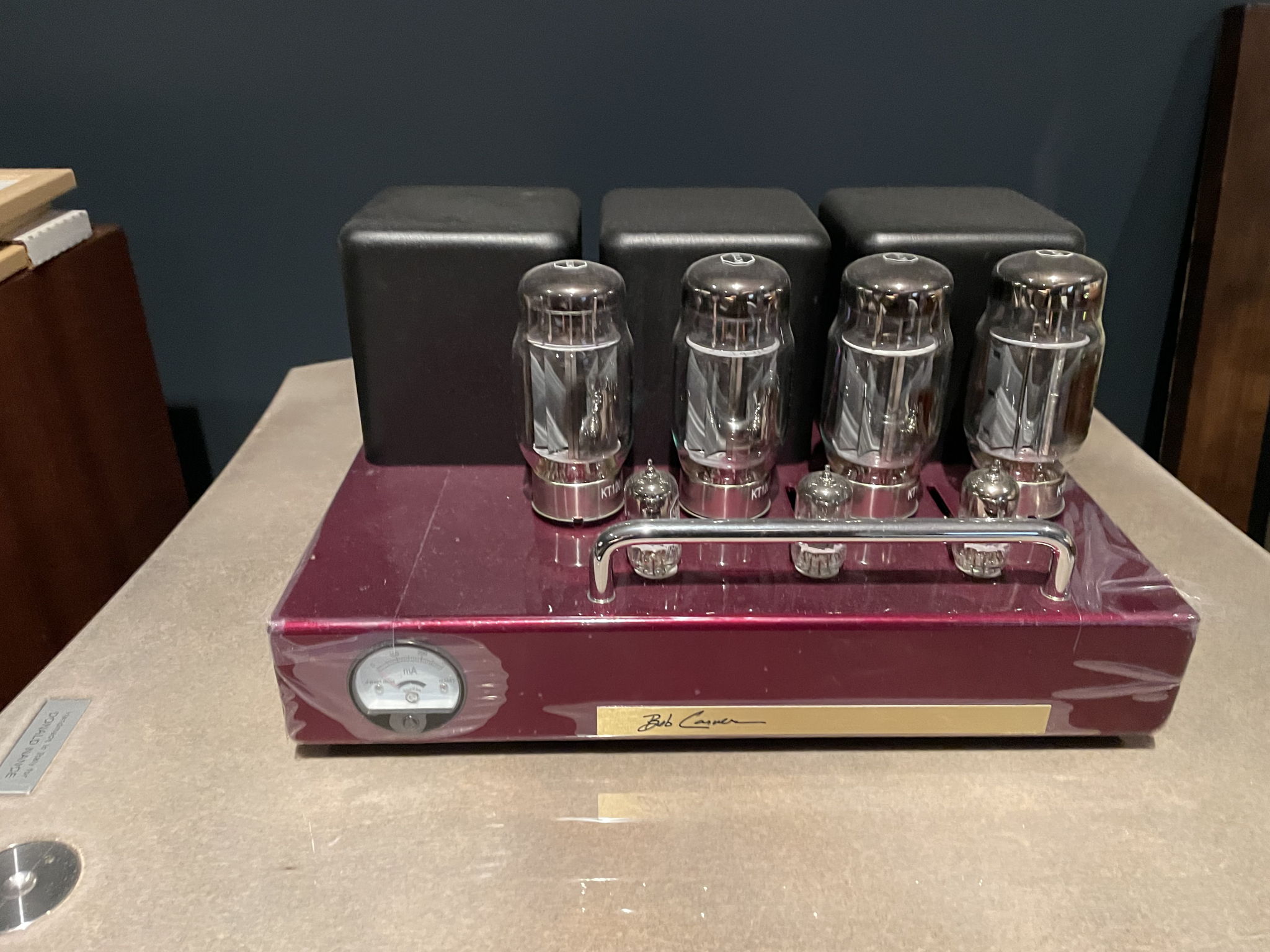 Bob Carver 275 Tube Amp crimson 2